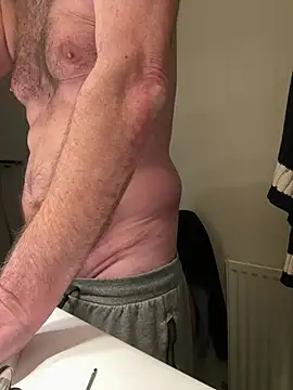 vincent1522 online show from February 21, 2025, 7:23 am