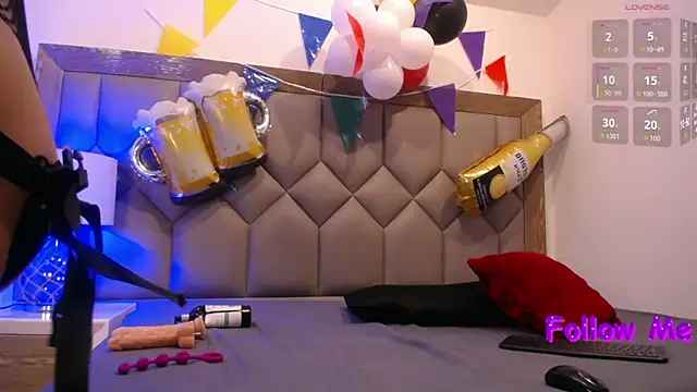 Snapshot of PamelaaPonce chatting on September 25, 2025, 2:21 pm PamelaaPonce online show from September 25, 2025, 2:21 pm