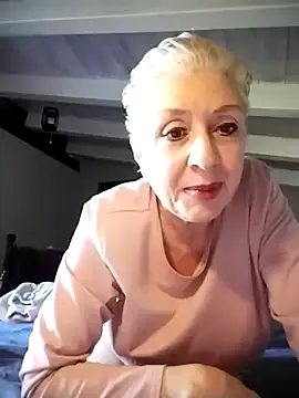 divinaerotica online show from February 5, 2026, 3:16 pm