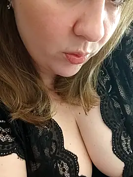 Snapshot of sam0and0katy chatting on October 15, 2025, 7:14 pm sam0and0katy online show from October 15, 2025, 7:14 pm