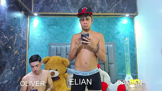 Sexys Hornys Boys online show from February 14, 2025, 2:28 am