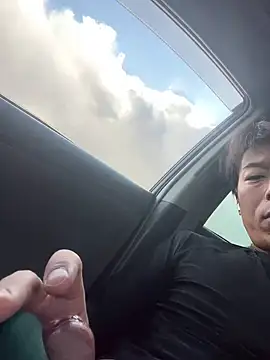 Yu0226 online show from February 4, 2025, 5:10 am