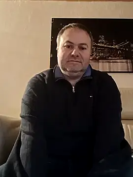 Pourleplasirs online show from February 16, 2025, 10:43 pm