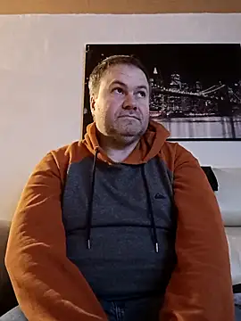 Pourleplasirs online show from February 19, 2025, 10:20 pm