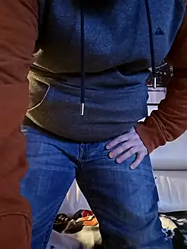 Pourleplasirs online show from February 20, 2025, 1:25 am