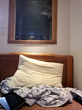 Snapshot of Tyyyggjju chatting on November 30, 2025, 9:52 pm Tyyyggjju online show from November 30, 2025, 9:52 pm