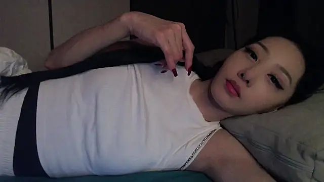 Fudzik0 online show from March 25, 2026, 6:08 am