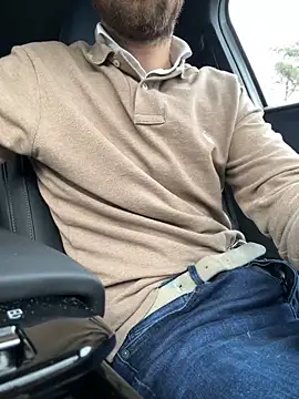 Snapshot of bullyboyy chatting on March 13, 2025, 3:06 pm bullyboyy online show from March 13, 2025, 3:06 pm