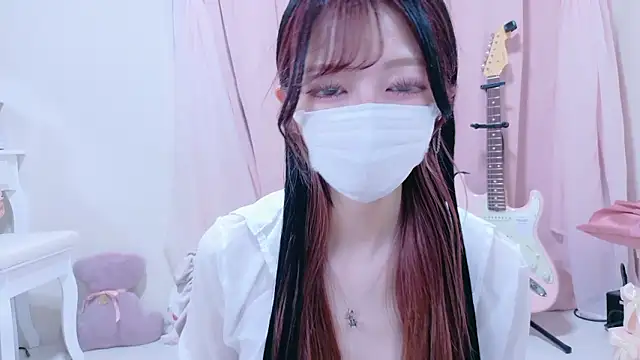 Megu-mimi online show from October 11, 2025, 8:57 am