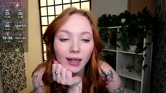 Snapshot of Maya_Light chatting on February 16, 2025, 4:53 am Maya Light online show from February 16, 2025, 4:53 am