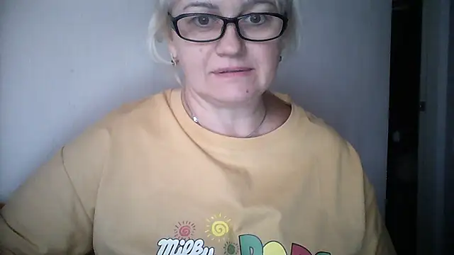 Mayya4321 online show from October 7, 2025, 1:08 pm