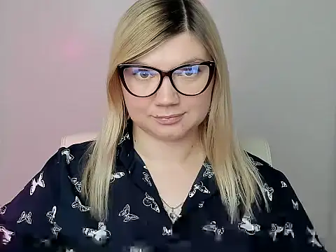 Lola moree online show from October 8, 2025, 6:05 pm