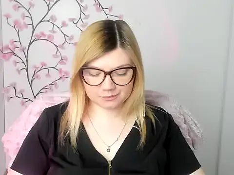 Lola moree online show from March 27, 2026, 12:38 pm