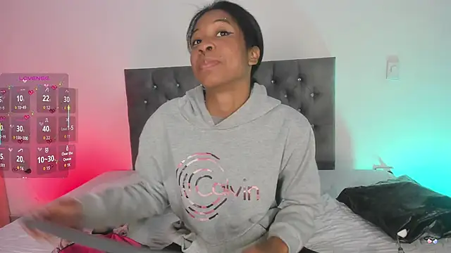 Zaira Rose  online show from October 6, 2025, 12:57 pm