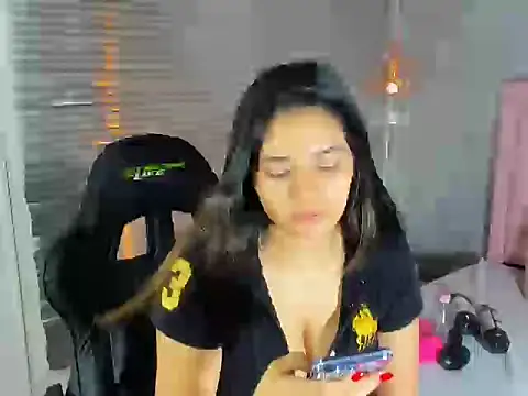 Hadley  online show from September 27, 2025, 4:28 am