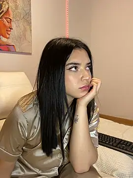 Snapshot of eileensophi chatting on March 7, 2025, 9:07 am eileensophi online show from March 7, 2025, 9:07 am