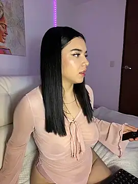 Snapshot of eileensophi chatting on March 9, 2025, 2:50 am eileensophi online show from March 9, 2025, 2:50 am