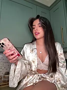 cute carly  online show from February 21, 2025, 5:42 pm