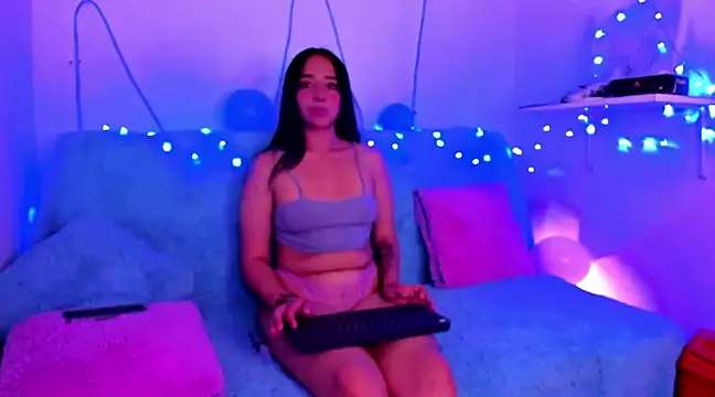 Katie mora  online show from January 29, 2025, 9:28 pm