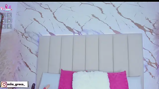 Snapshot of Mia_greco_ chatting on September 28, 2025, 4:29 am Mia greco online show from September 28, 2025, 4:29 am