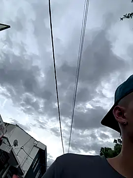 arevalo1124 online show from October 23, 2025, 9:35 pm