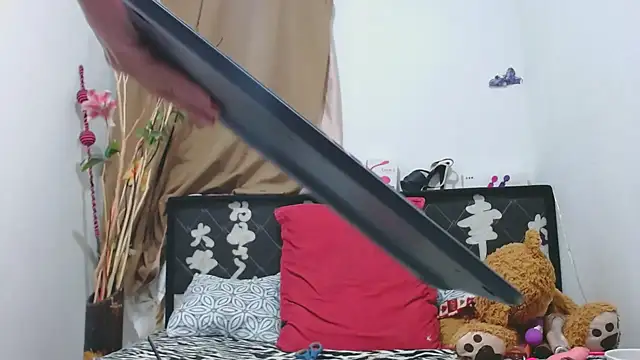 Melisa 069 online show from October 8, 2025, 10:02 am