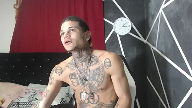 hot man05 online show from October 10, 2025, 11:59 pm