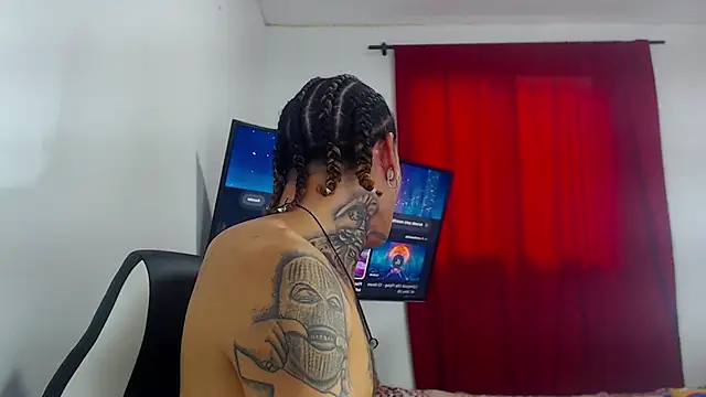 hot man05 online show from October 24, 2025, 7:21 pm