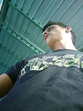 CarlosZava27216 online show from October 29, 2025, 5:10 am