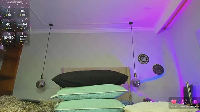 amanda29 online show from January 7, 2026, 7:05 pm