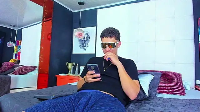 Thomas May4rs online show from March 13, 2025, 7:42 am