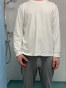 Snapshot of redslave chatting on February 3, 2026, 12:09 am redslave online show from February 3, 2026, 12:09 am