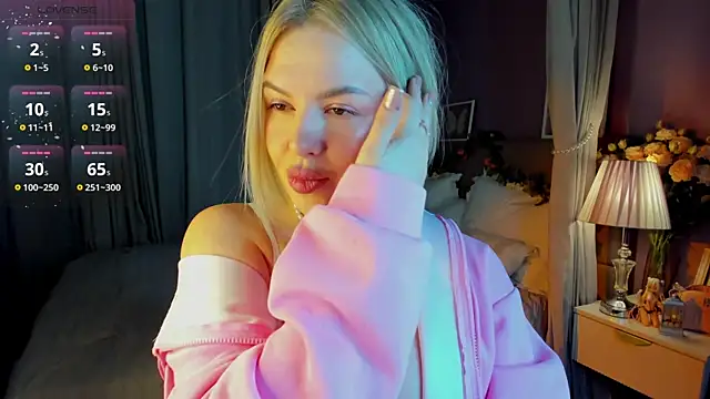 Nikki Kai online show from November 27, 2025, 1:07 am