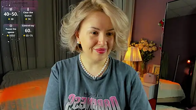 Nikki Kai online show from January 13, 2026, 1:11 am