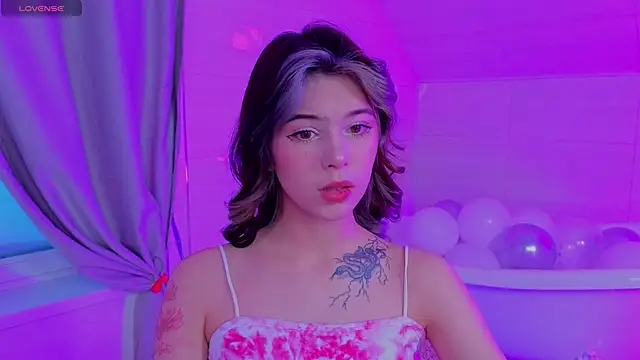 Hotary Yuko online show from January 15, 2026, 2:49 am