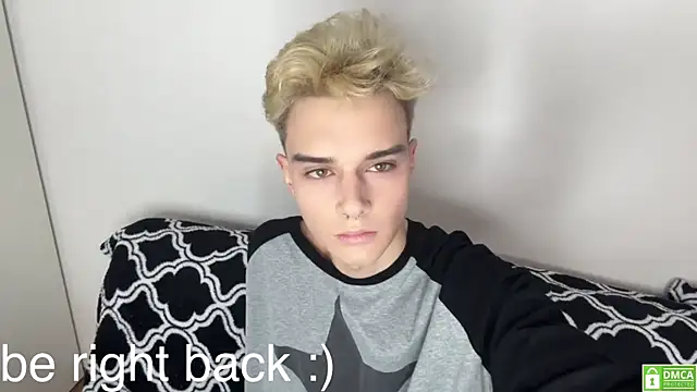 avegothy- online show from November 15, 2025, 4:47 pm