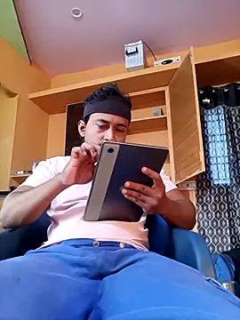 bigcock thick online show from March 24, 2026, 1:32 am