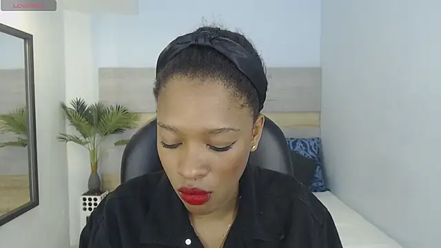 brendathompson  online show from October 3, 2025, 2:19 am