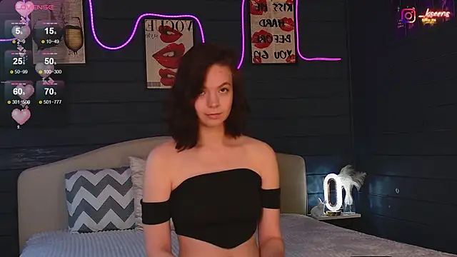 Eseensia online show from October 12, 2025, 2:32 am