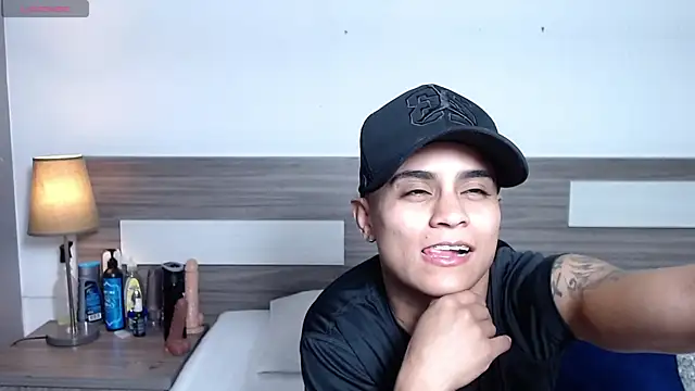 Liiamthompson online show from January 9, 2026, 10:55 pm