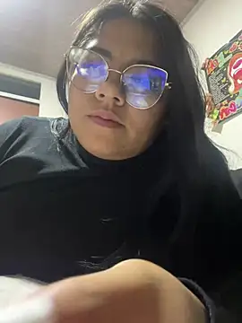 viccky vick online show from February 15, 2025, 3:31 am