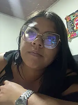 viccky vick online show from February 26, 2025, 11:41 am