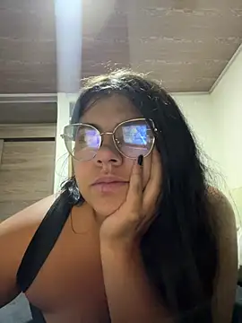 viccky vick online show from March 16, 2025, 3:58 am