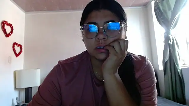 viccky vick online show from October 8, 2025, 8:39 pm