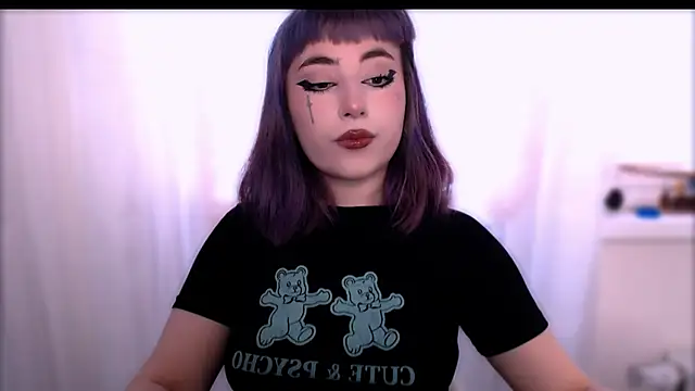 purplewitch online show from December 21, 2025, 5:47 am