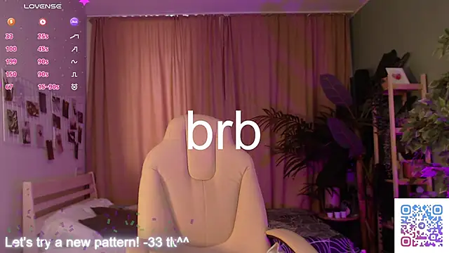 Gretchen Mol online show from February 15, 2026, 7:38 am