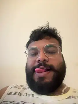 SoloChill online show from April 24, 2026, 8:44 pm