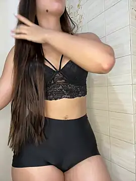 Snapshot of Laryssinhadlc chatting on February 3, 2025, 10:54 pm Laryssinhadlc online show from February 3, 2025, 10:54 pm