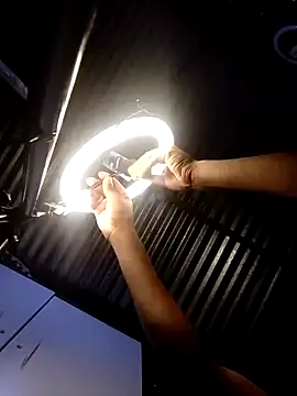 kingSexx-luckyboy online show from March 20, 2026, 9:30 pm