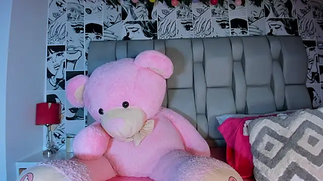 LucyRosse online show from March 17, 2026, 11:24 am